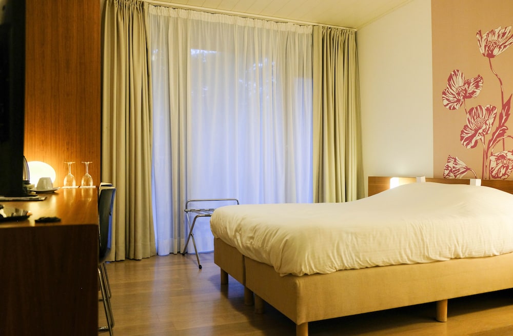 Double Small Room - Photo 1