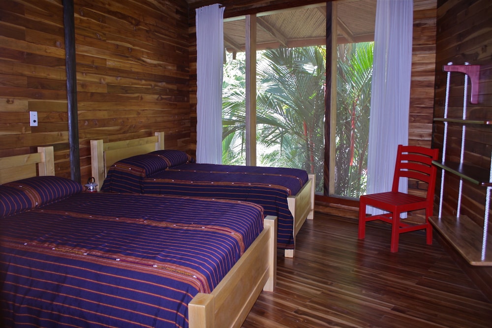Standard Room photo 2