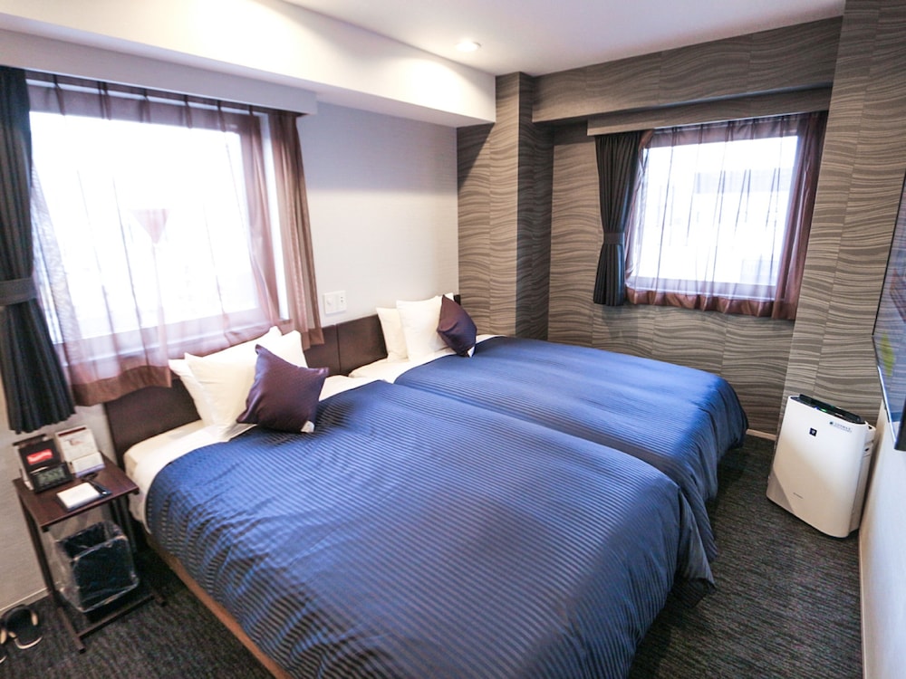 Twin Room, Non Smoking photo 3