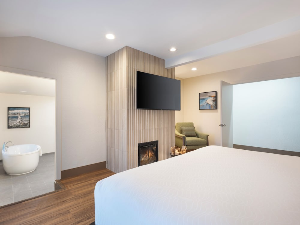Point Lobos Suite, 1 Bedroom, Ocean View photo 3