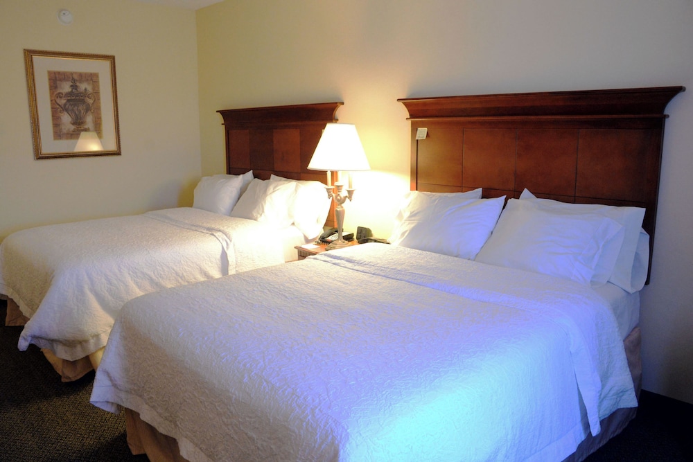 Room, 2 Queen Beds, Accessible (3x3 Shower) - Photo 1
