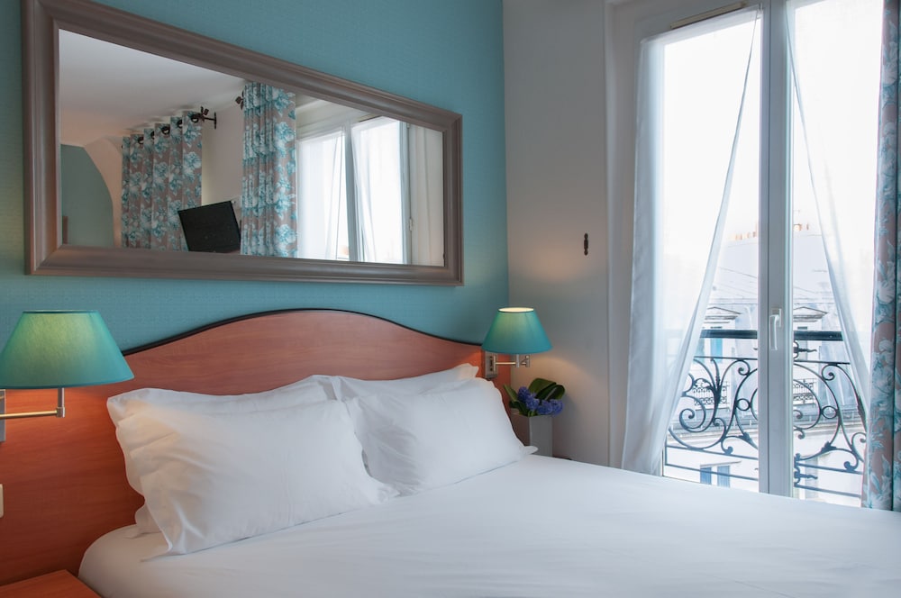 Superior Room thumbnail 6