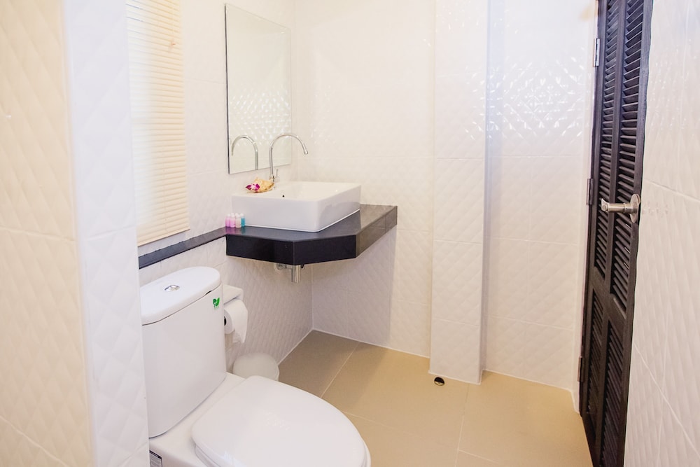 Deluxe Villa, 1 King Bed, Private Bathroom photo 2
