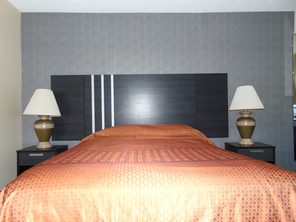 Room, 1 Queen Bed, Smoking photo 3