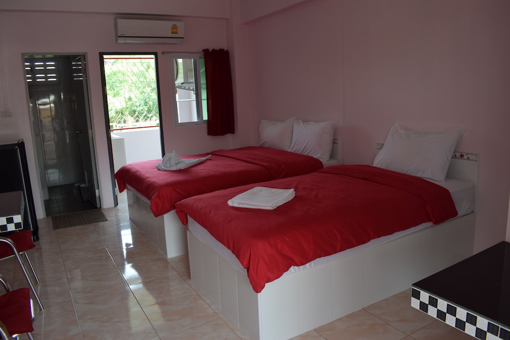 Standard Triple Room photo 3