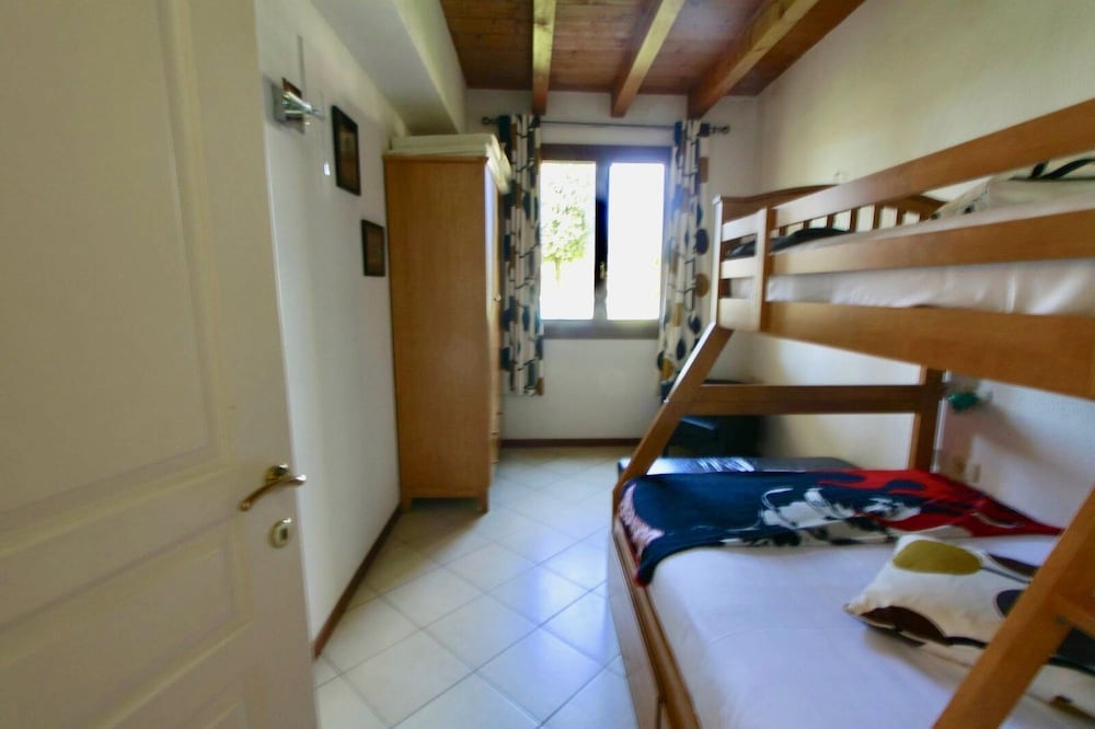 Family Apartment, 2 Bedrooms, Pool View, Ground Floor photo 3
