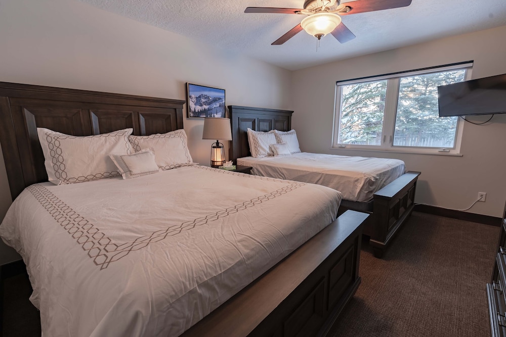 TMI 2 Bedroom photo 1