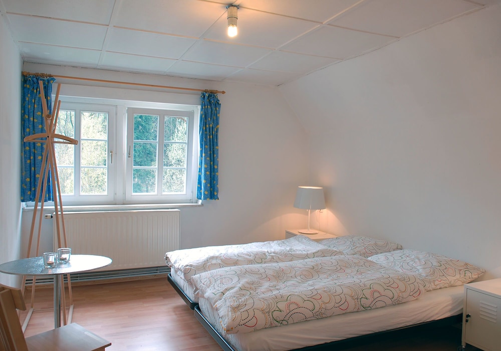 Basic Double or Twin Room, 2 Twin Beds, Non Smoking photo 1