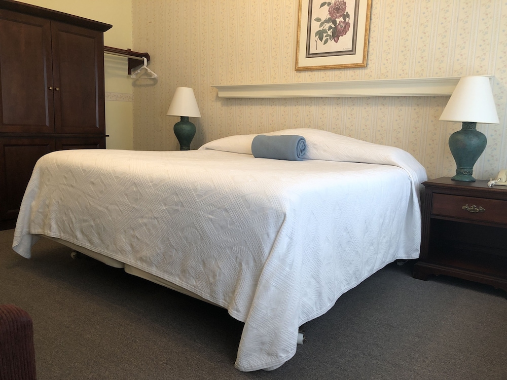 Senior Suite, 1 King Bed