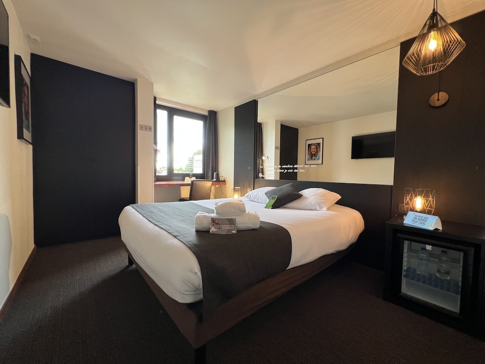 Premium Double Room - Photo 1
