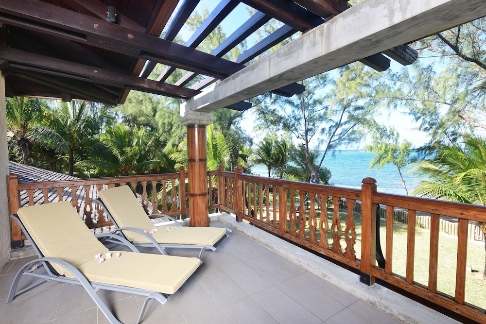 Luxury Villa, 5 Bedrooms, Private Pool, Beachfront photo 2