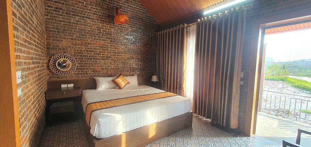 Deluxe Double Room, Garden View