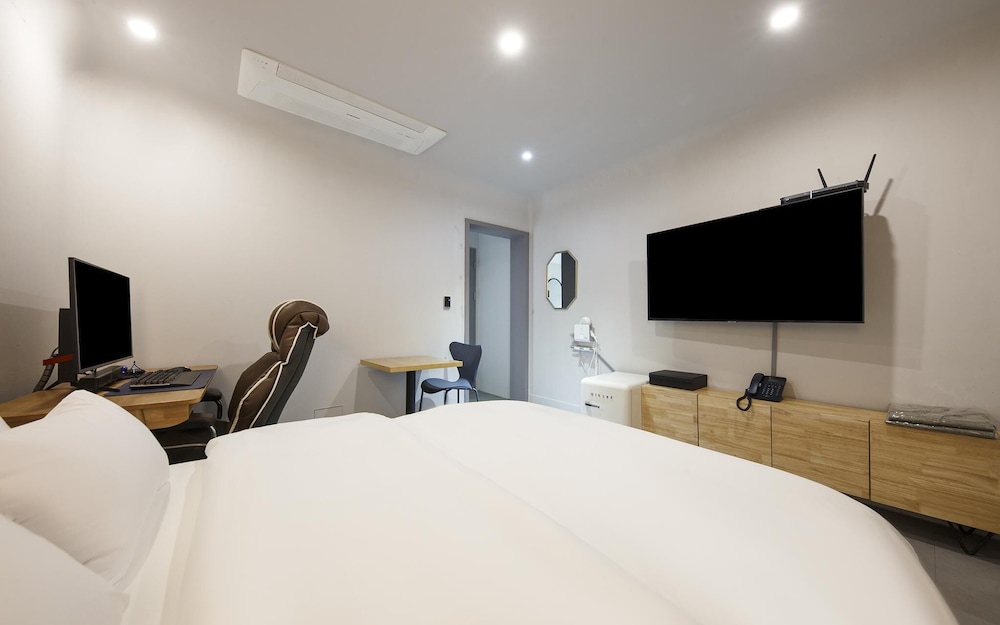 Room (Deluxe - High-end gaming 1PC (bidet N) - Photo 5