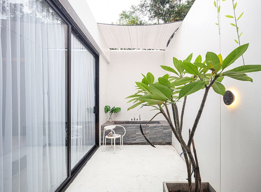 Design Studio photo 3