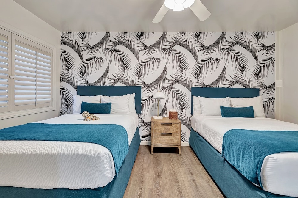 Standard Double Room, 2 Double Beds, Accessible photo 1