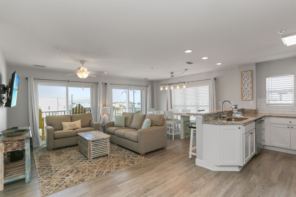 Condo, Multiple Beds (Surfside 15  Beachtime)
