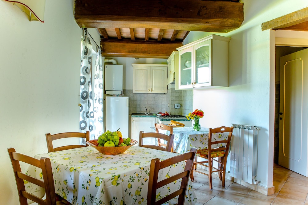 Apartment, 2 Bedrooms (Casale Pino trilo 4+2) photo 2