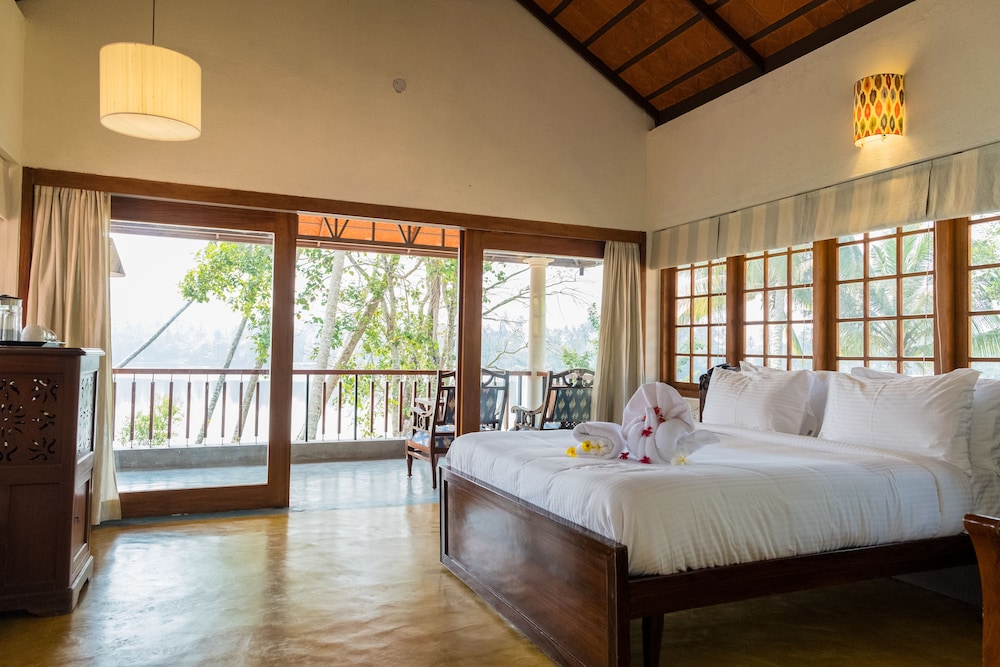 River Panorama Rooms