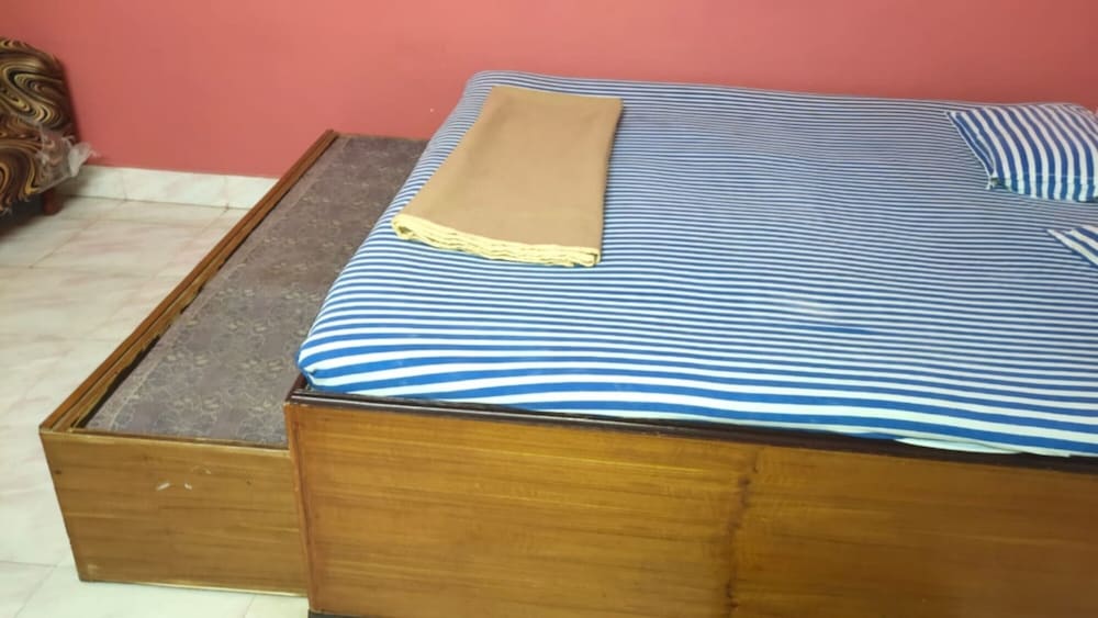 Deluxe Triple Room, City View photo 3