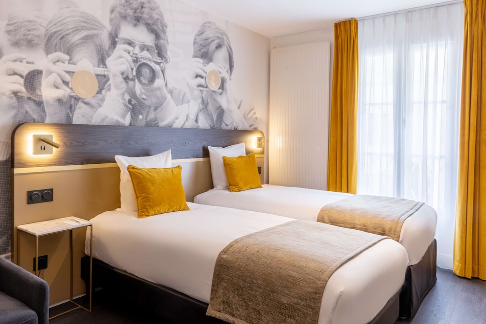 Superior Room, 1 King Bed, Non Smoking (Twin bed on request) - Photo 4