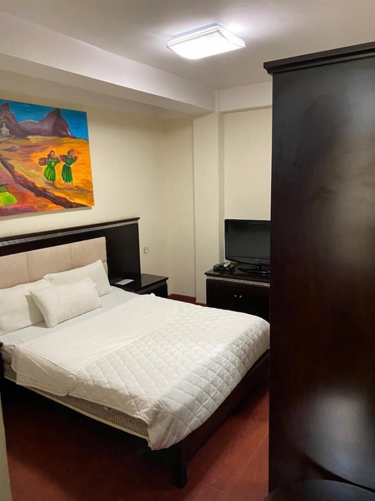 Economy Double Room photo 3