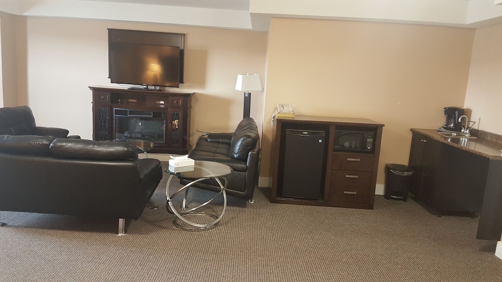 Suite, Non Smoking, Jetted Tub photo 2
