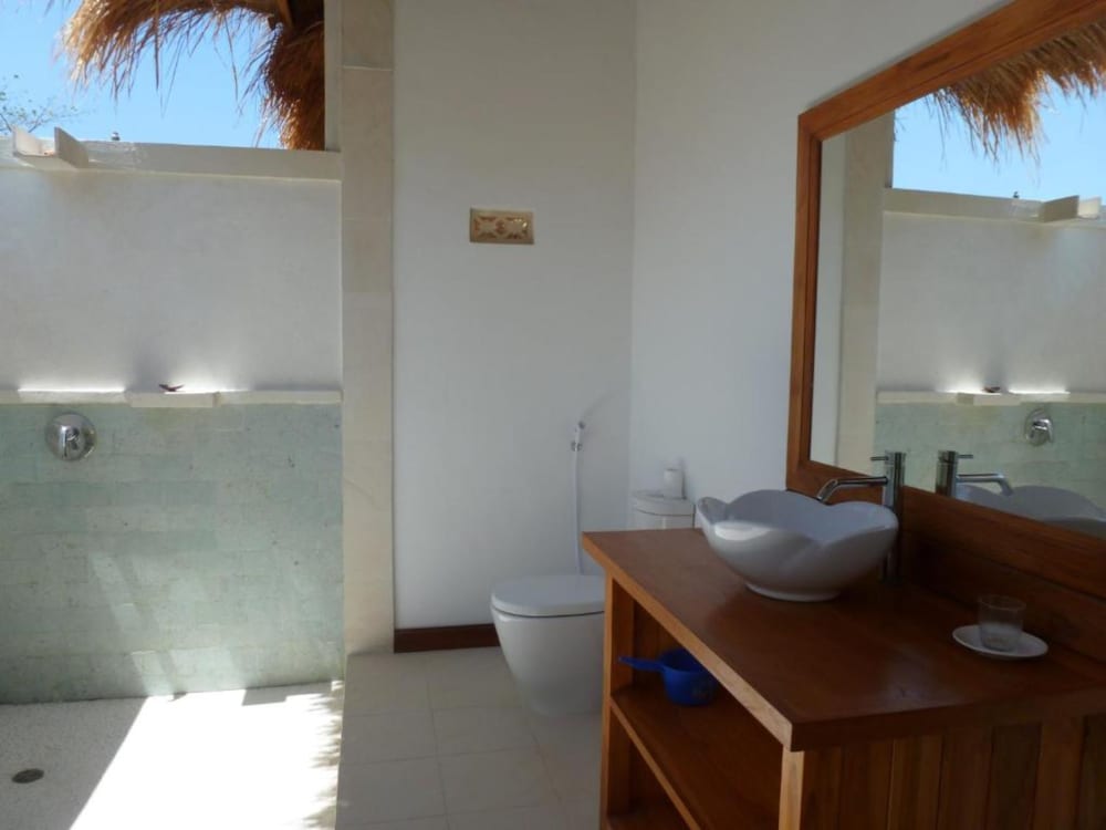 Standard Room, 1 Queen Bed, Mountain View photo 2