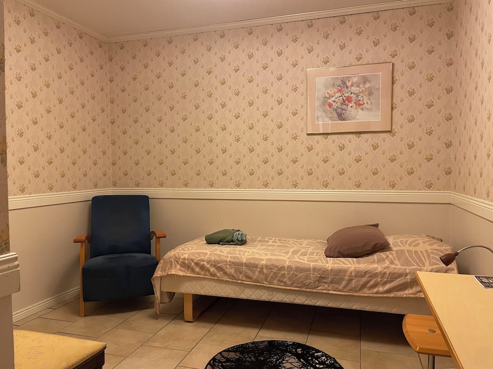 Single Room photo 1