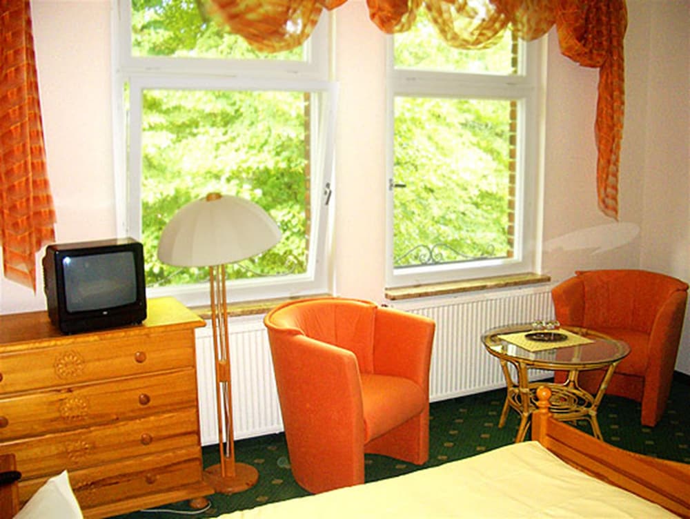 Single Room photo 2
