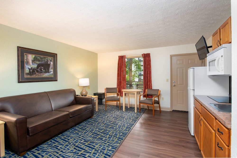 Standard Room, Kitchenette, River View - Photo 3