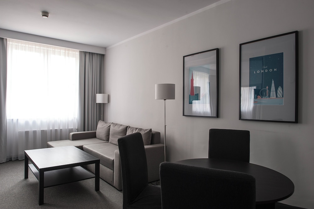 Apartment photo 3