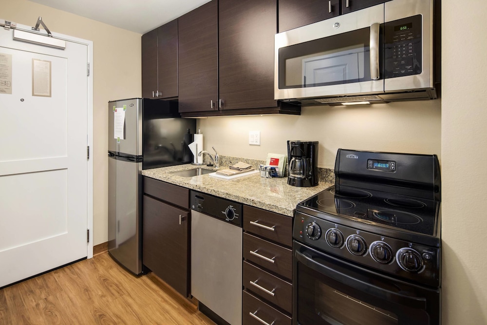 Suite, 1 Bedroom photo 3