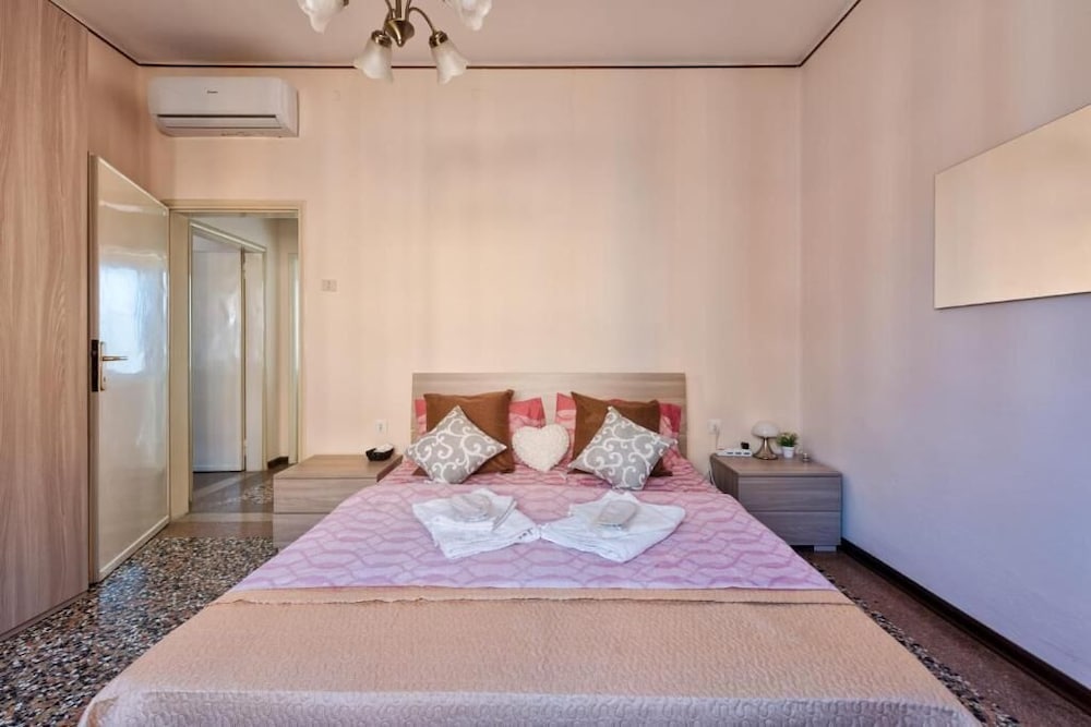 City Room