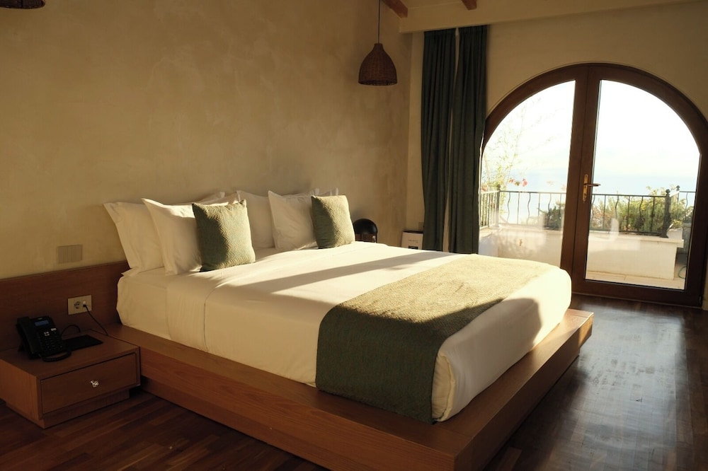 Deluxe Room photo 2