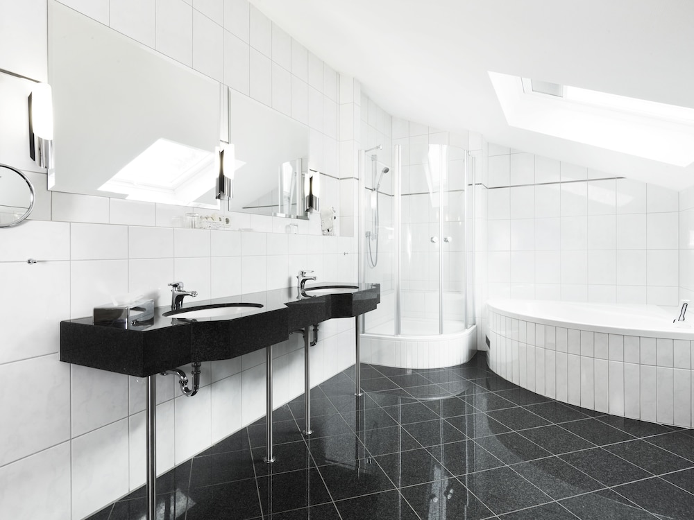 Suite photo 2