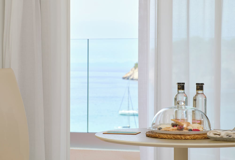 Premium Room (Cala Galdana View, 2+1)