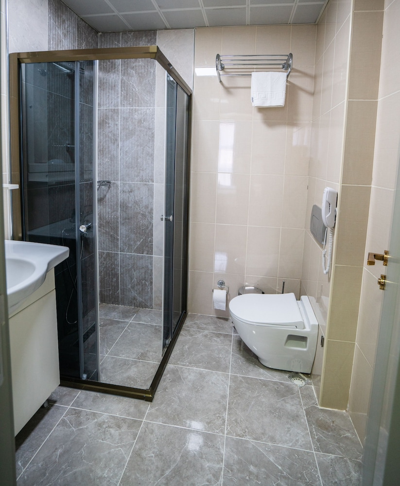 Standard Room photo 2