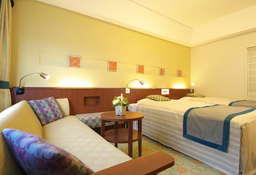 Standard Room, Non Smoking (1 BF Voucher) with 1 Buffet Breakfast photo 3