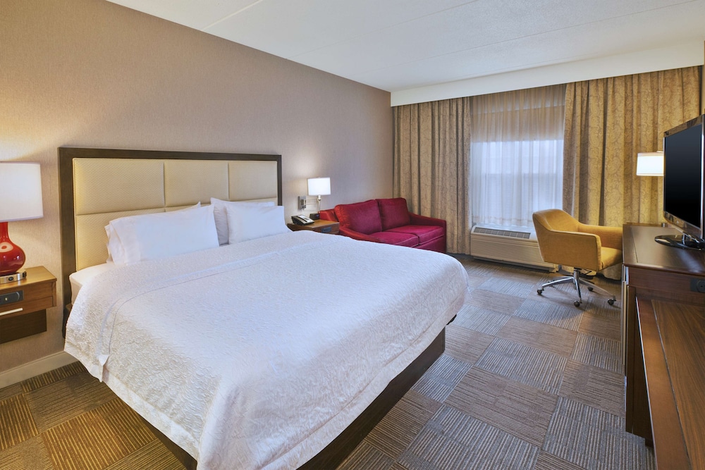 Standard Room, 1 King Bed - Photo 3