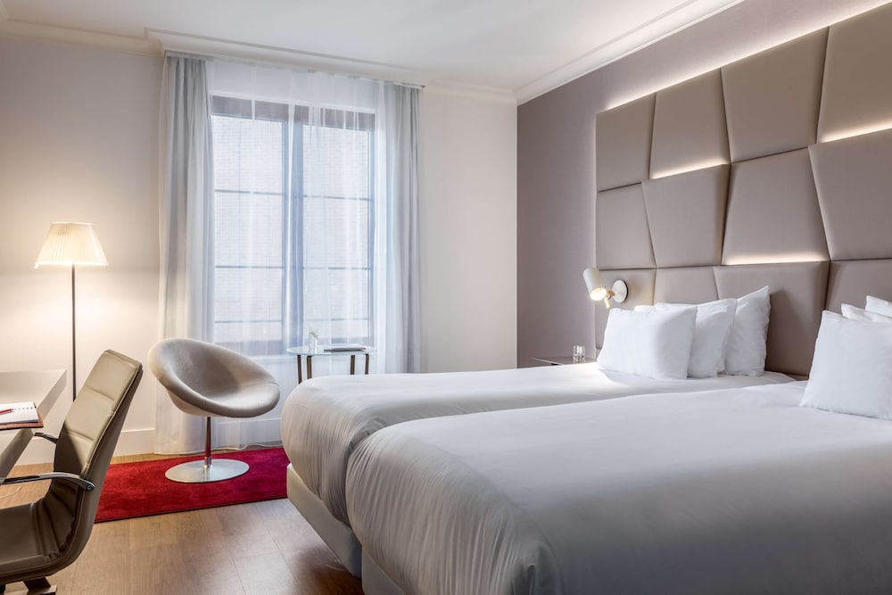 Available room