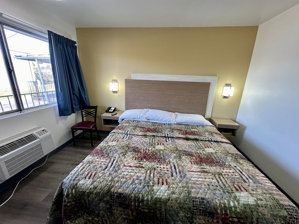 Standard Double Room - Photo 1