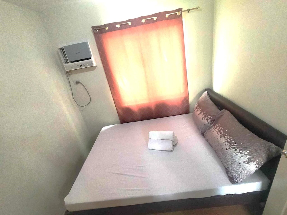 Standard Condo, 2 Bedrooms, Accessible, Kitchen photo 1