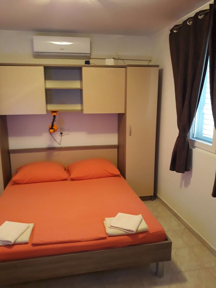 Standard Apartment, 2 Bedrooms, Terrace