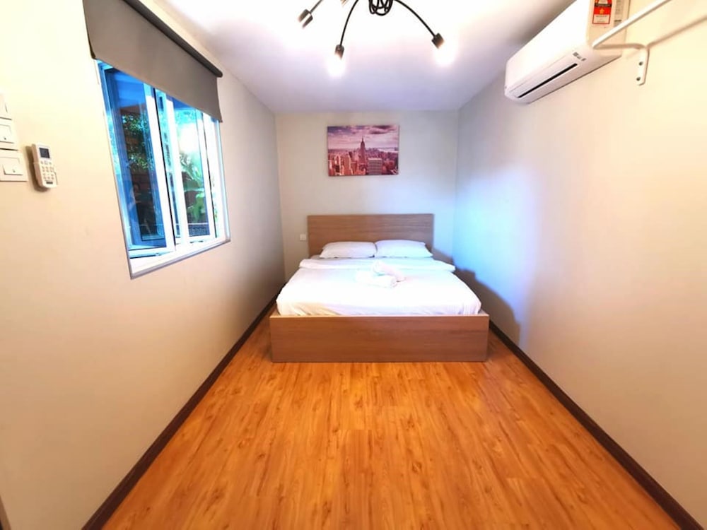 Double Room - Photo 7