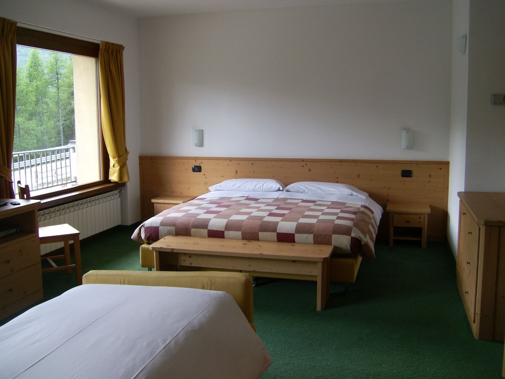 Romantic Double Room (Old Building)