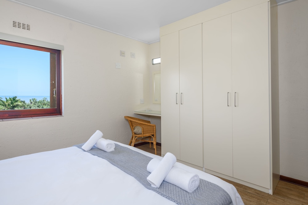 Luxury Villa, 2 Bedrooms photo 3