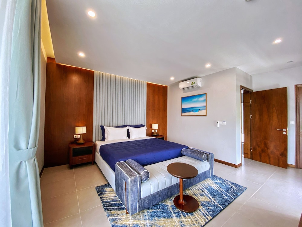 Premier Villa, 3 Bedrooms - Photo 19