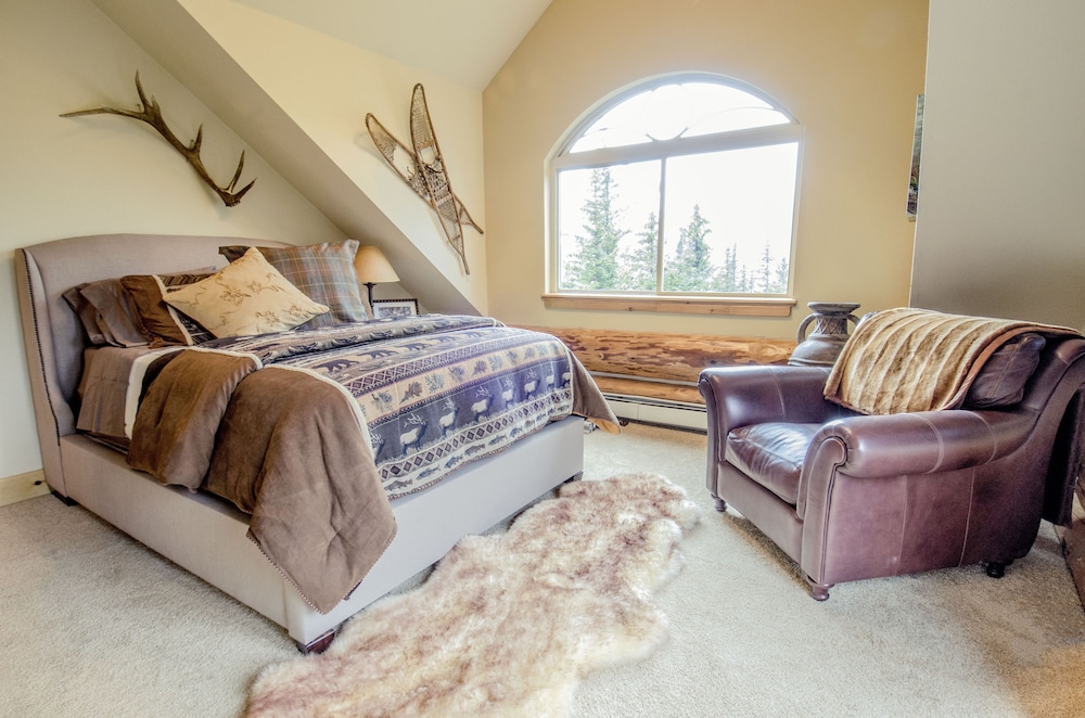 Panoramic Room, Balcony, Mountain View