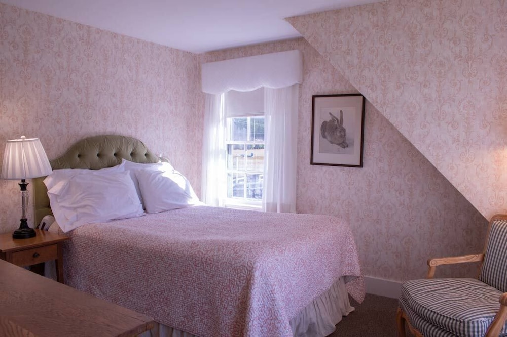 Classic Room (Standard) - Photo 9