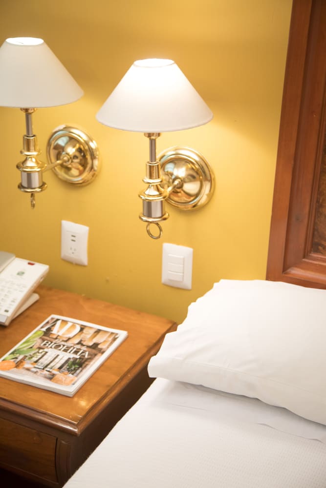 Standard Room - Photo 2